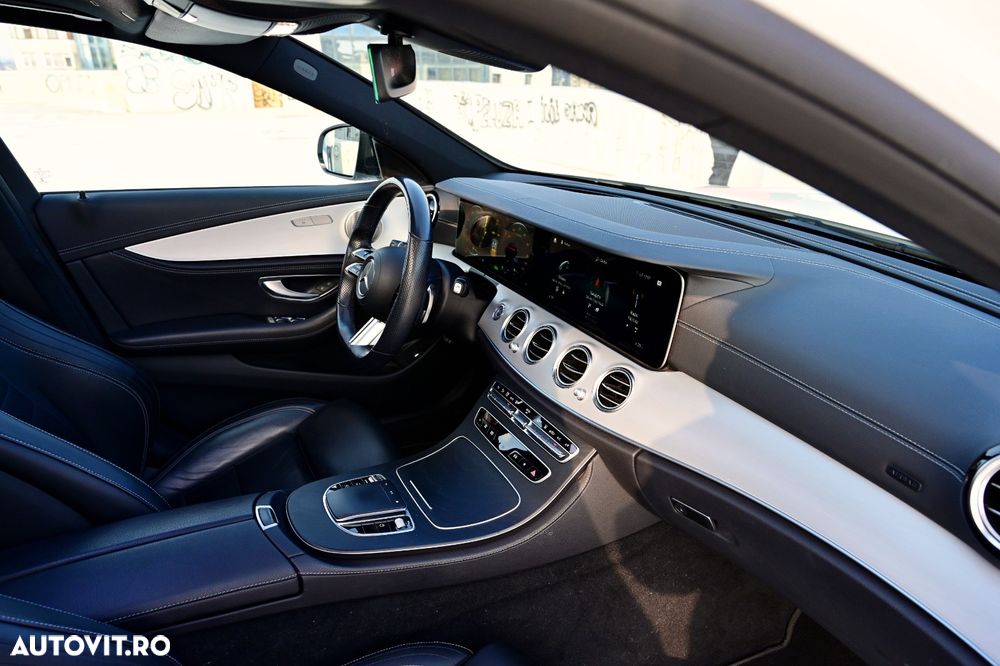Mercedes-Benz E 300 4MATIC 9G-TRONIC AMG Line - 33