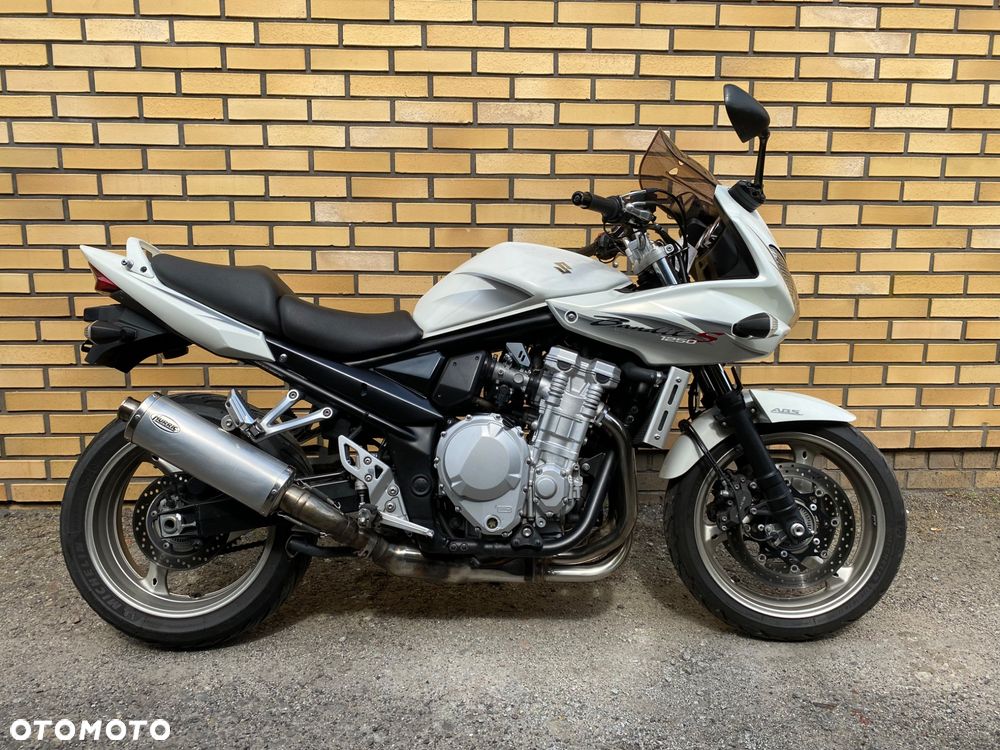 Suzuki Bandit - 2