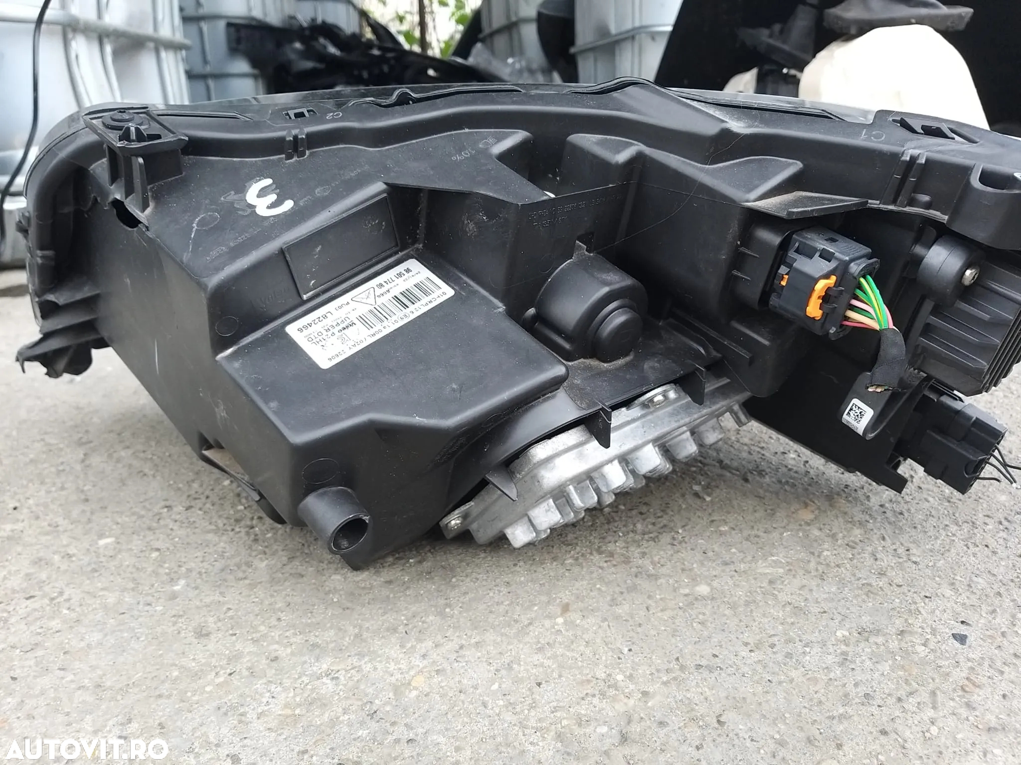 Far Dreapta cod: 9850177480 pentru Peugeot 208 1.2 THP Benzina an dupa 2019 - 3