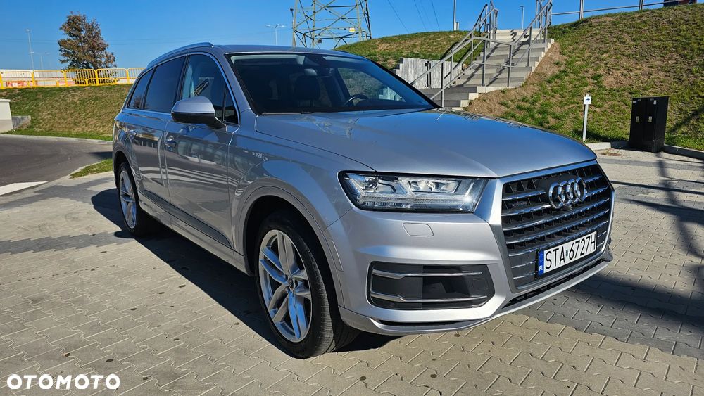 Audi Q7 3.0 TFSI Quattro Tiptr - 7