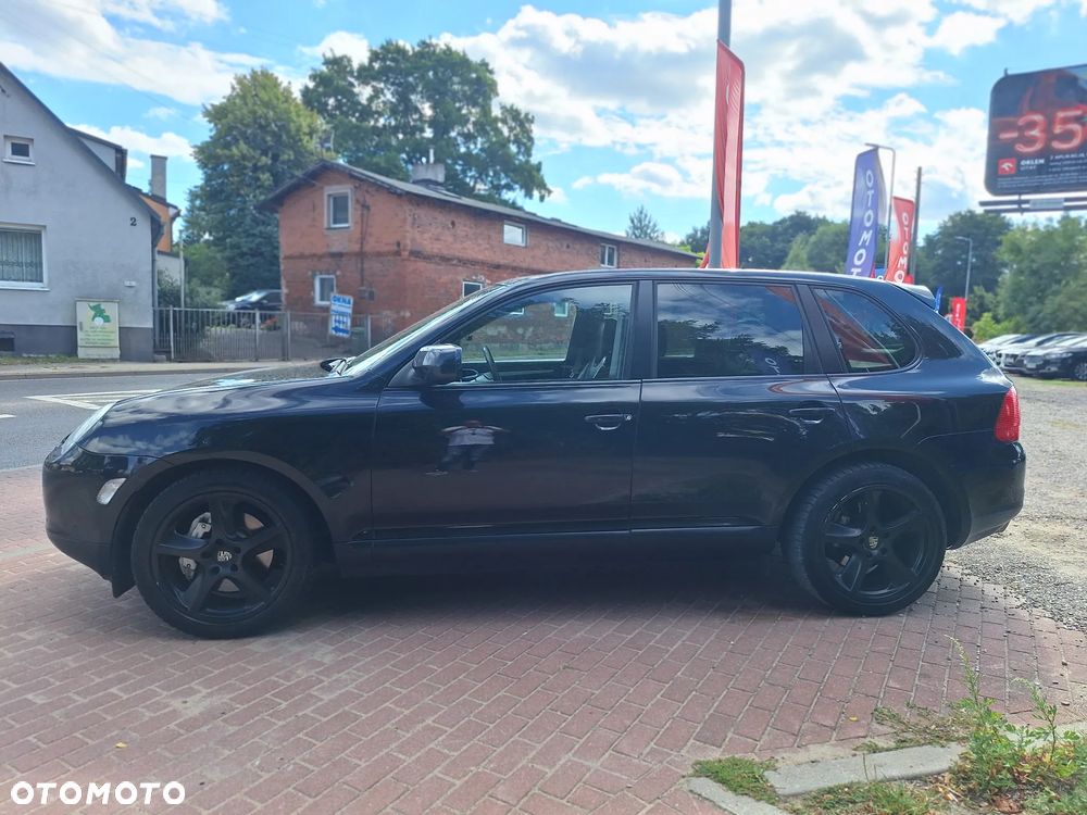 Porsche Cayenne - 16