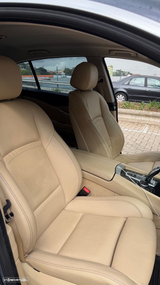 BMW 520 Gran Turismo d Line Luxury - 17
