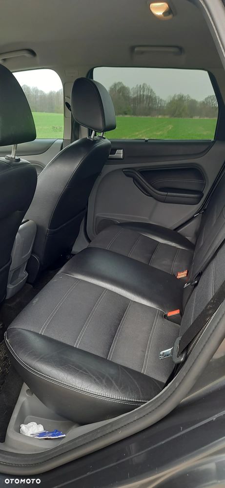 Ford Focus 1.6 16V Titanium - 9