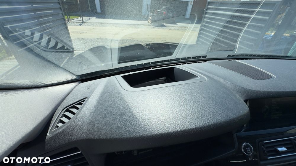 BMW Seria 5 528i xDrive Modern Line - 16