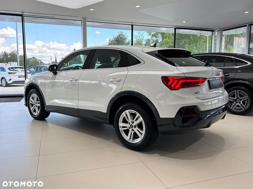 Audi Q3 Sportback - 3