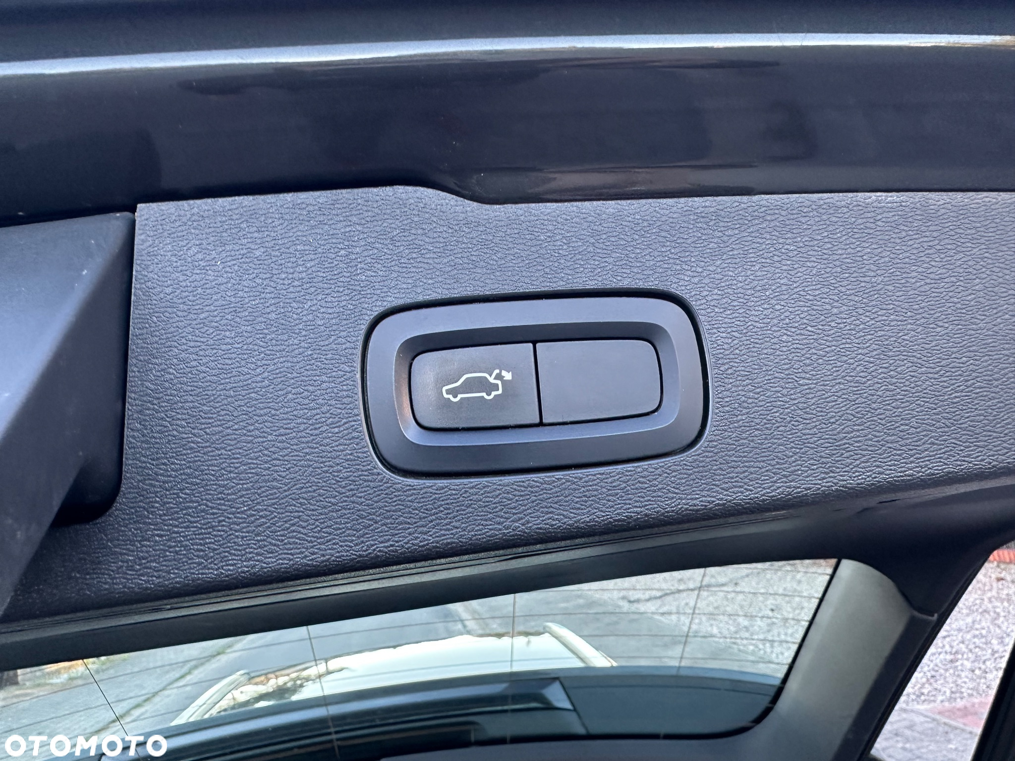 Volvo V60 D3 Drive-E Momentum - 19