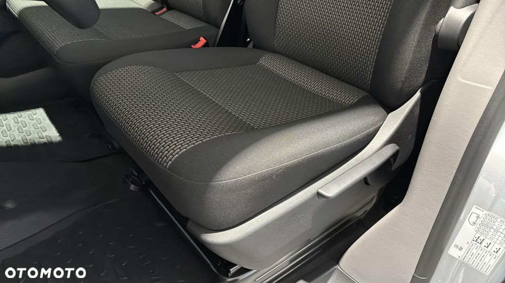 Volkswagen Caravelle 2.0 TDI L2 Trendline - 12