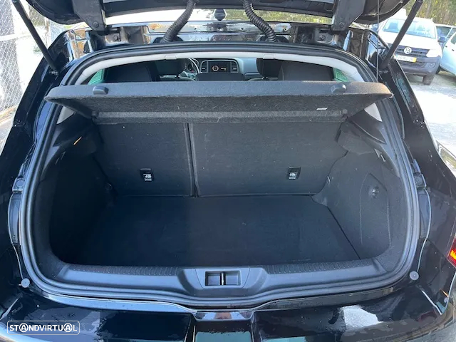 Renault Mégane 1.5 Blue dCi Limited - 9