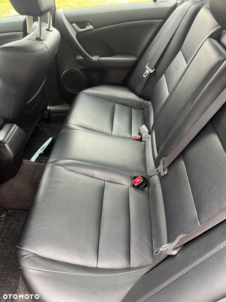 Honda Accord 2.0 Comfort - 14
