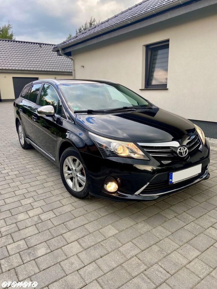 Toyota Avensis 1.8 Multidrive S Sol - 8