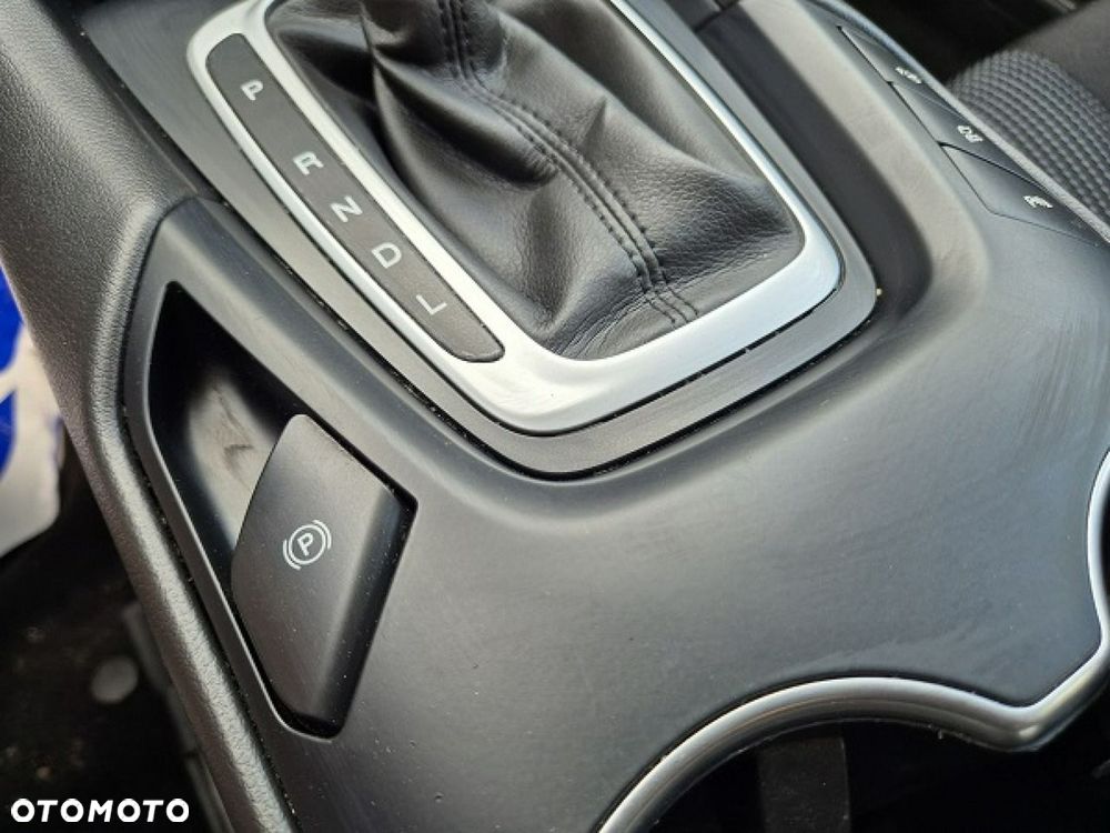 Ford Mondeo - 30