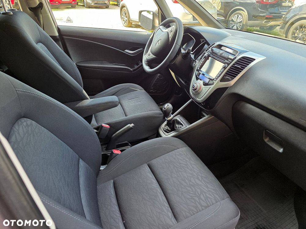 Hyundai ix20 - 13