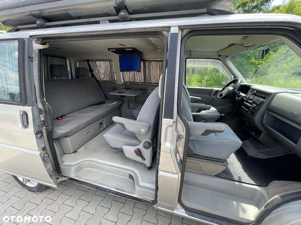 Volkswagen Multivan - 5