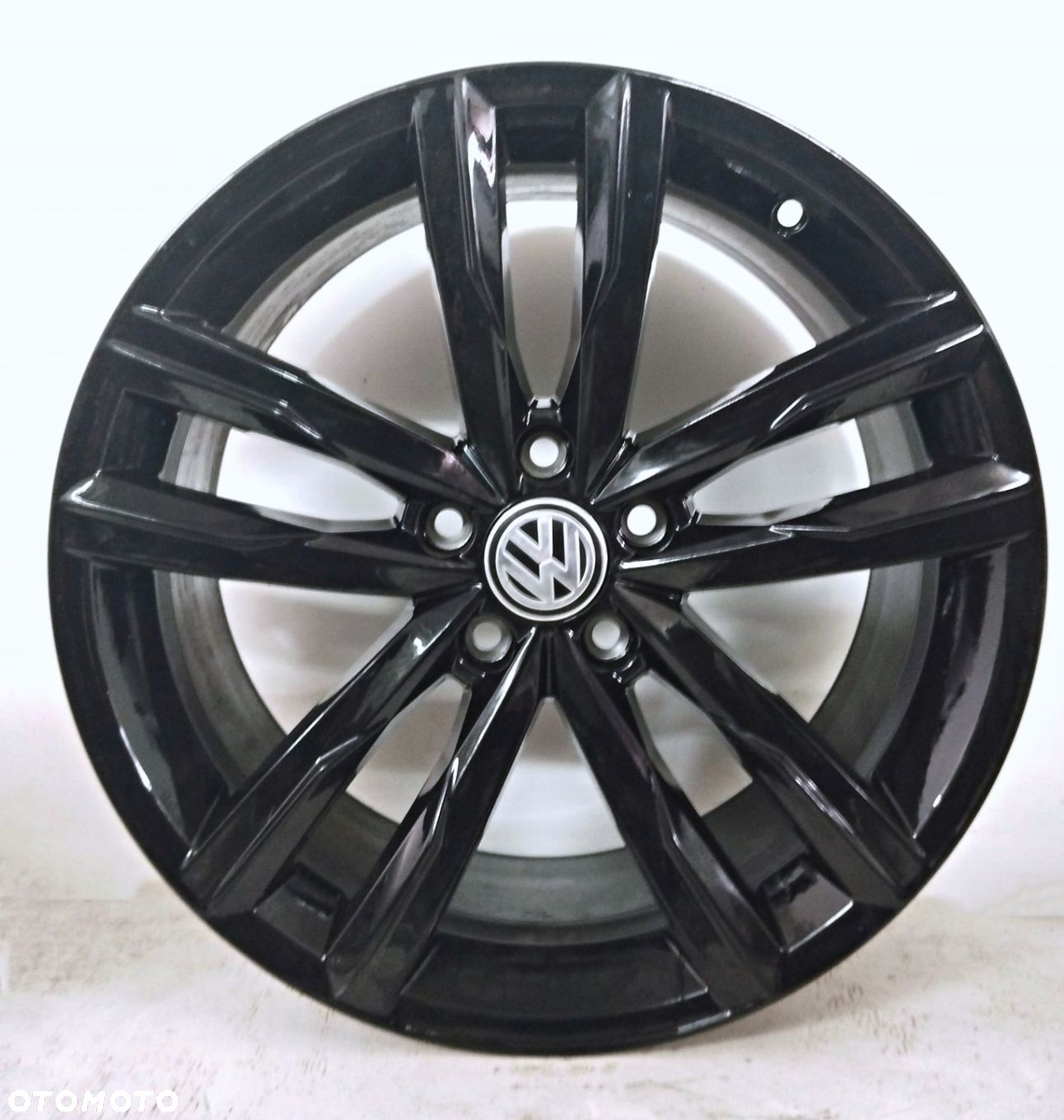 FELGI ALU DARTFORD 5X112 18 Passat B8 B7 R-Line OE 3G - 1