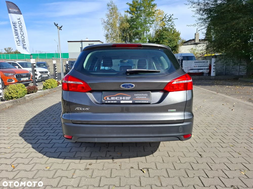 Ford Focus - 12