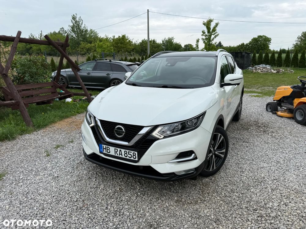 Nissan Qashqai - 1