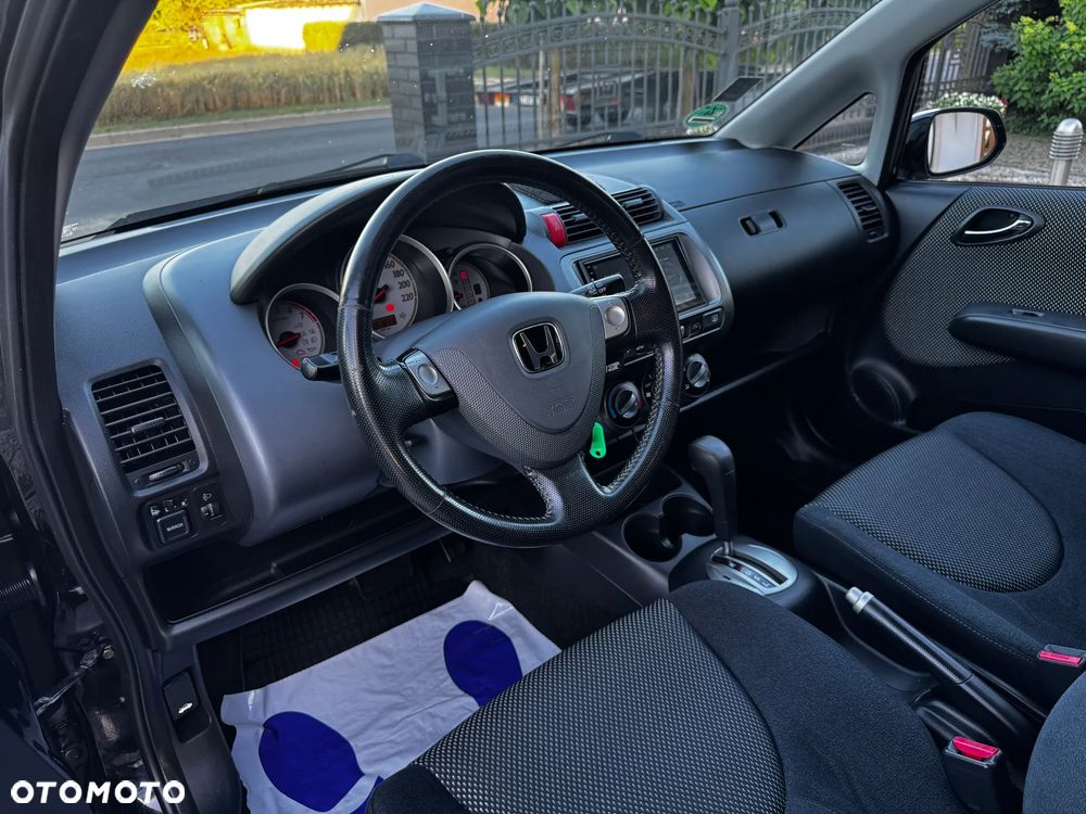 Honda Jazz 1.4 CVT ES Sport - 14