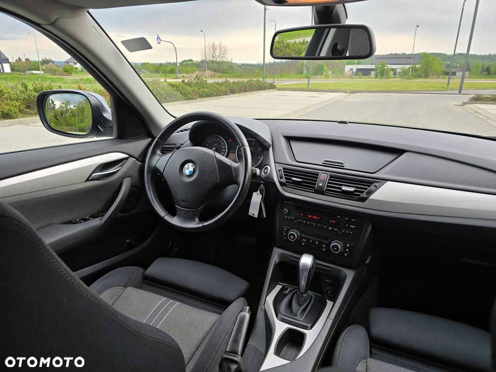 BMW X1 sDrive18d xLine - 10