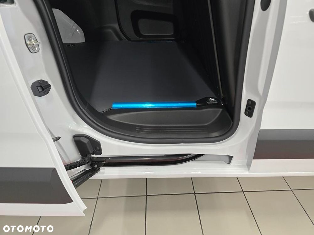 Opel Combo Cargo 1.5 BlueHDi L2 - 20