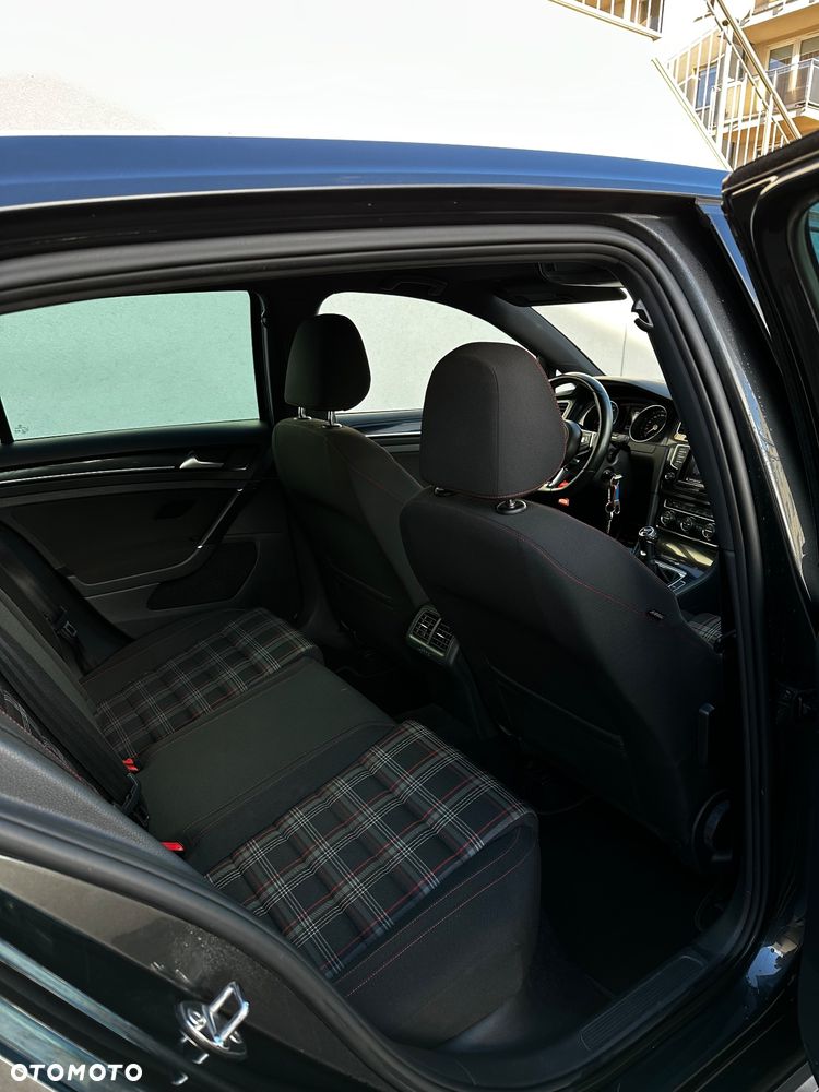 Volkswagen Golf VII 2.0 TSI BMT GTI - 8