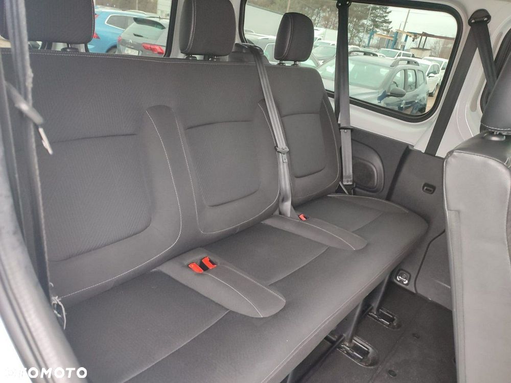 Renault Trafic - 9