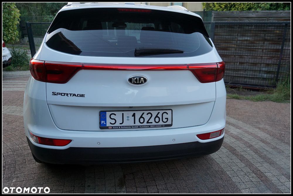 Kia Sportage 1.6 GDI Business Line 2WD - 24