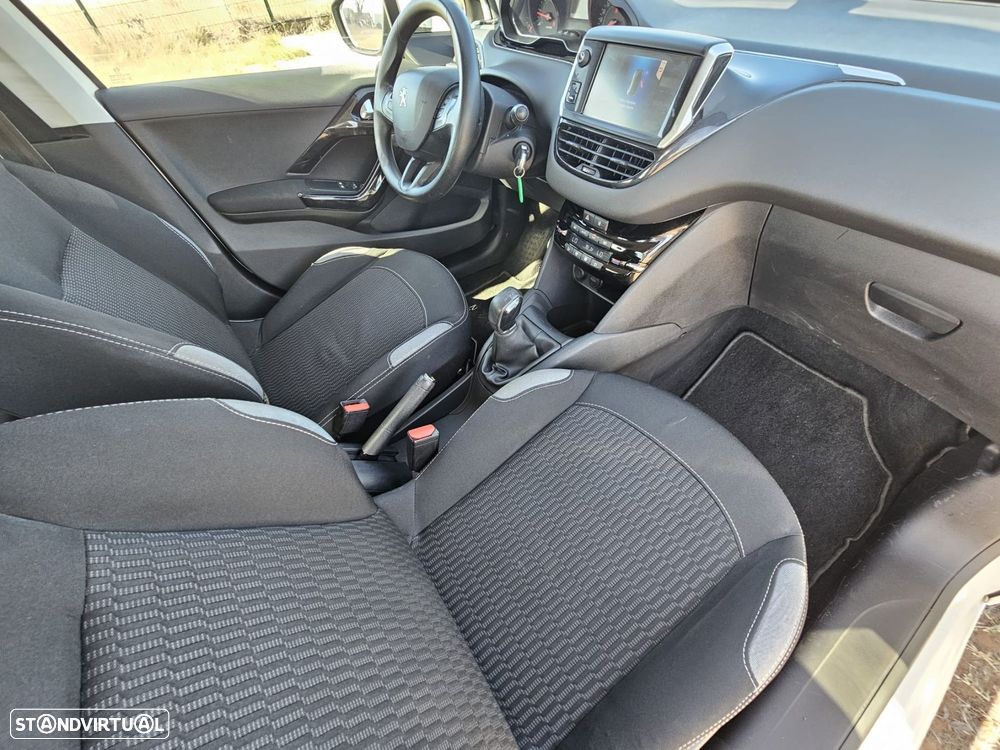 Peugeot 208 1.4 HDi Active - 27