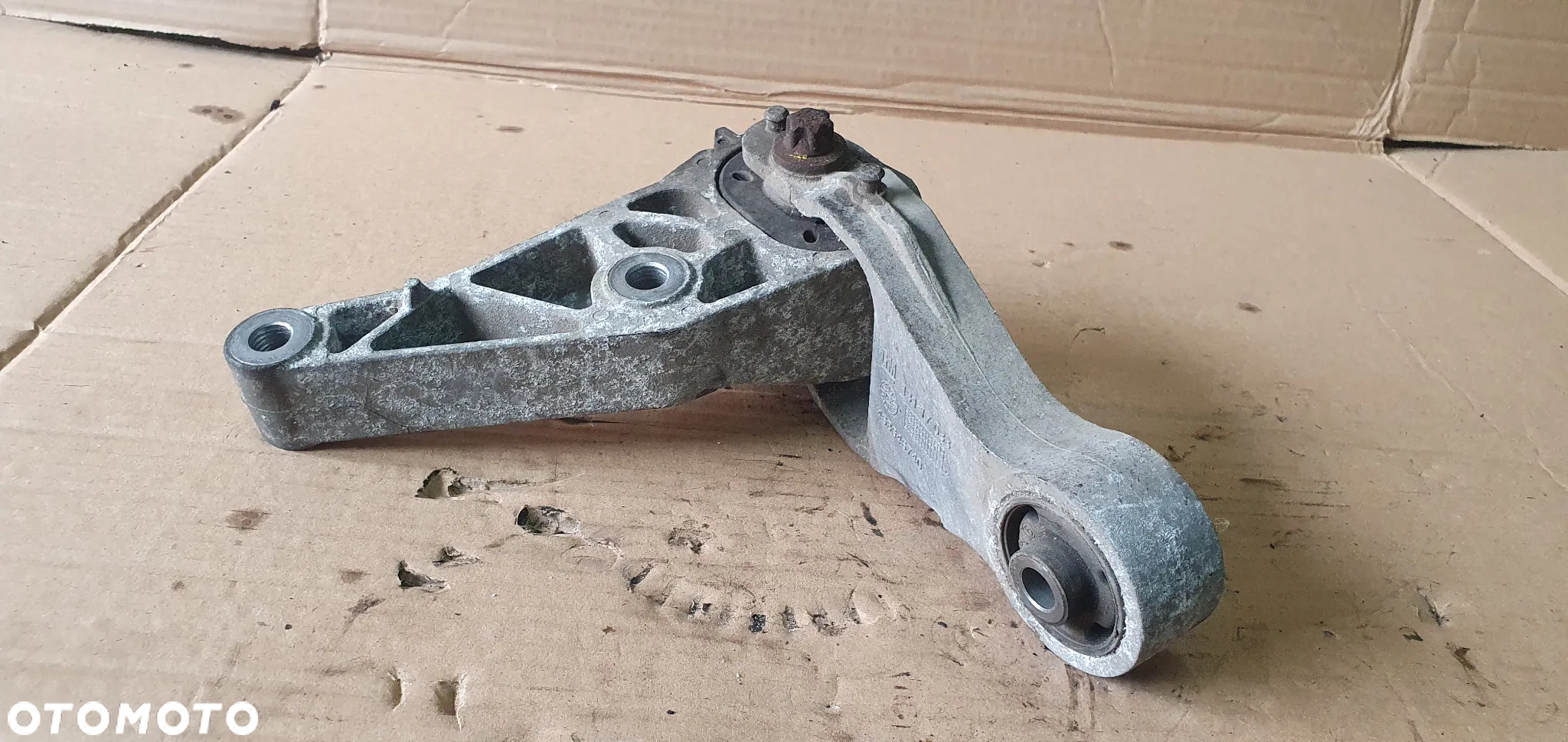 Łapa poduszka skrzyni biegów Opel Meriva A 1.6 16V 13117089 - 2