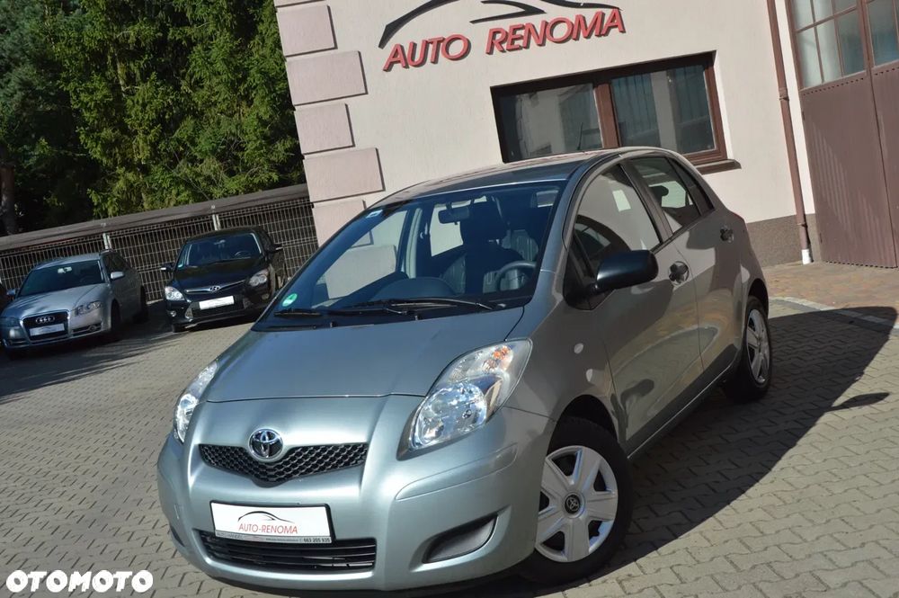 Toyota Yaris - 1