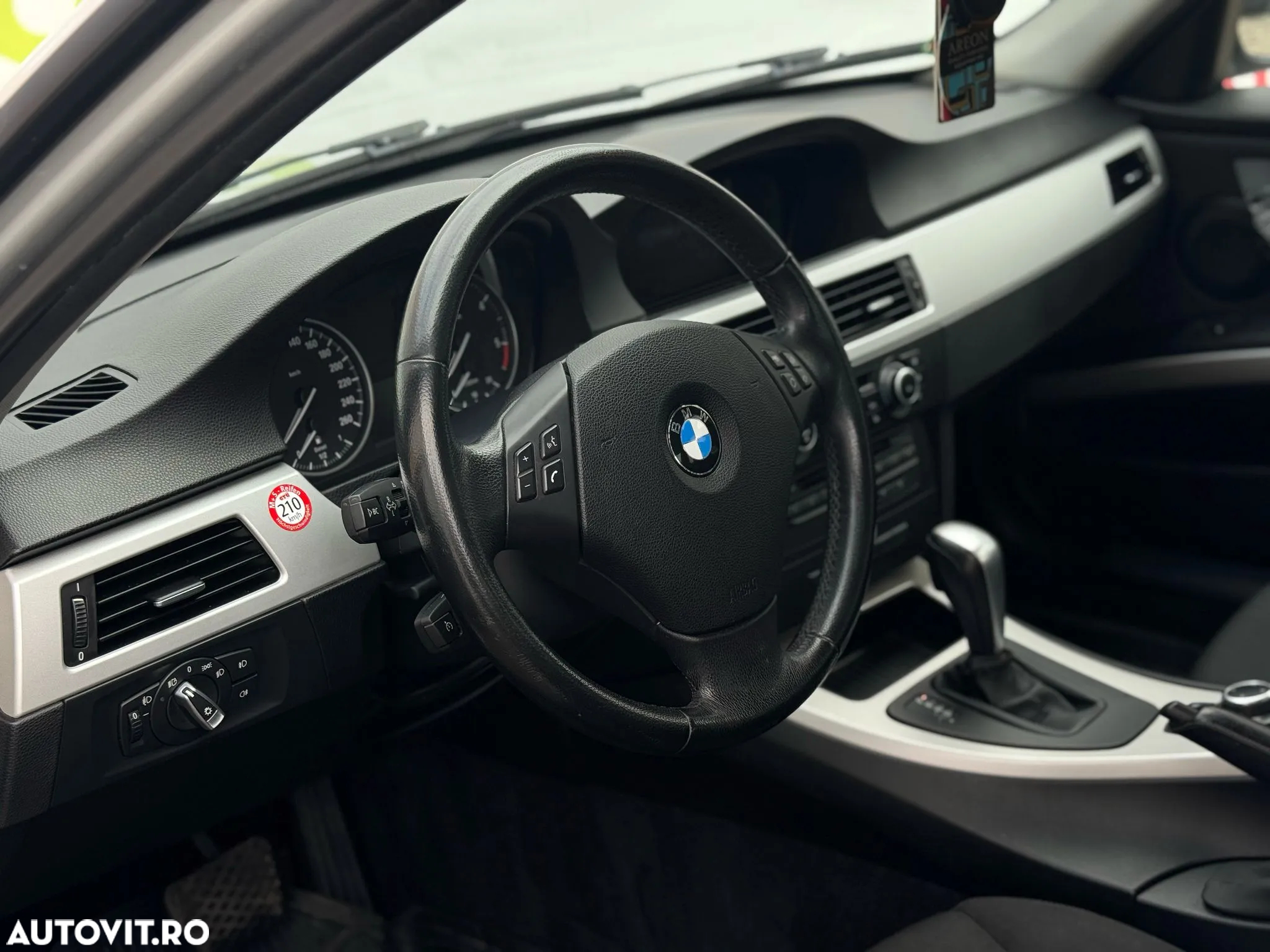 BMW Seria 3 - 26