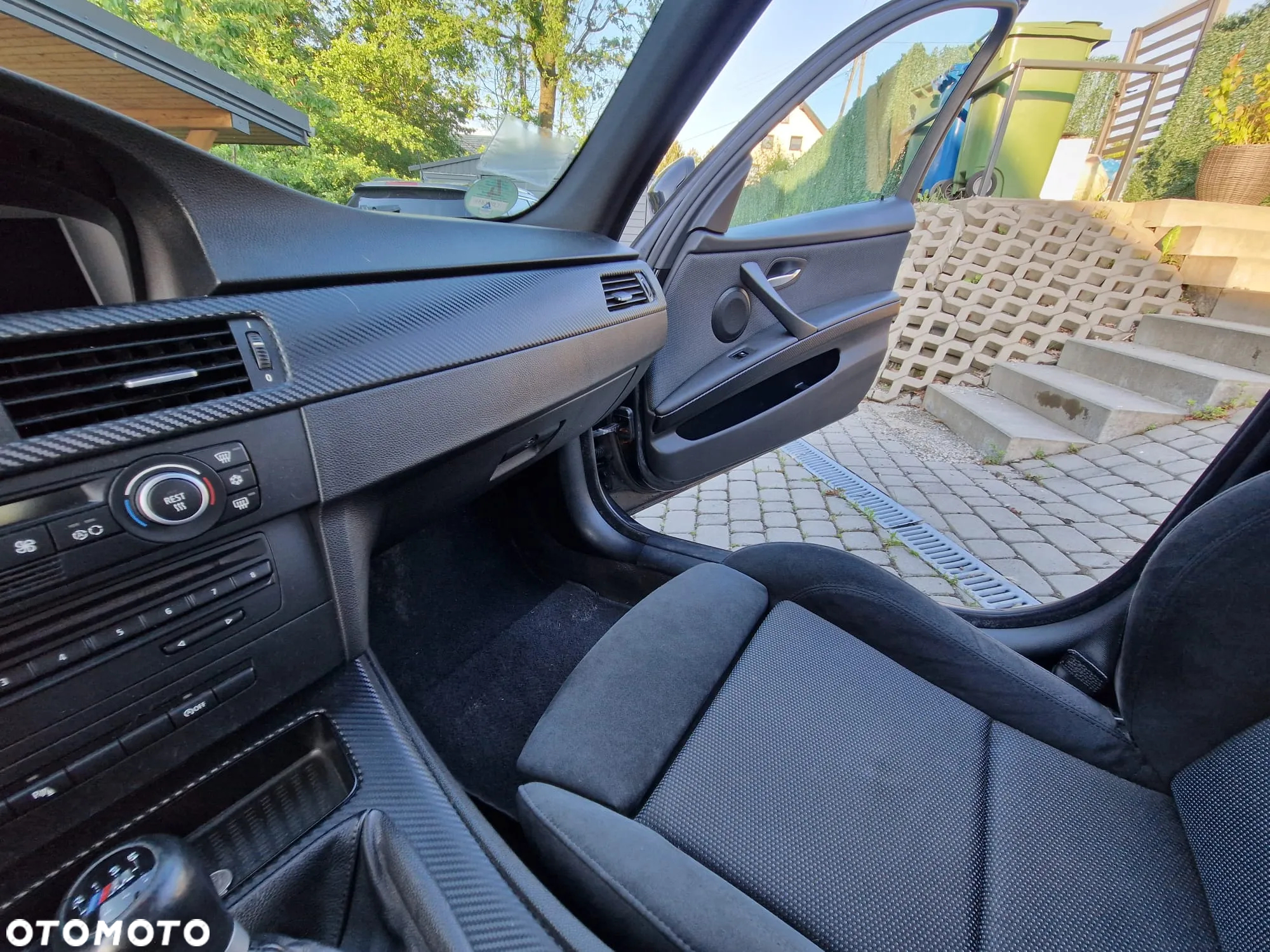 BMW Seria 3 318i - 4
