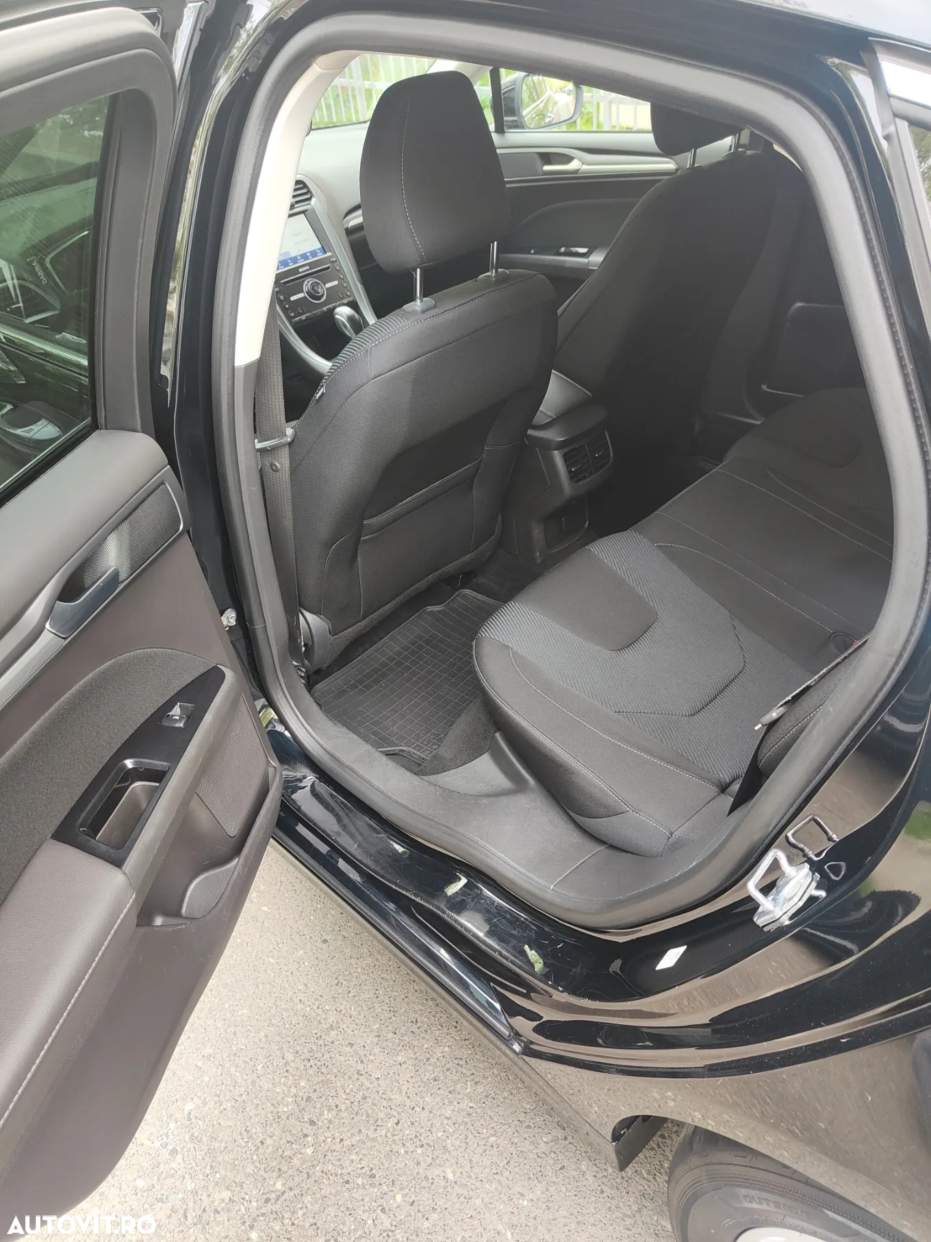 Ford Mondeo 2.0 TDCi Start-Stopp PowerShift-Aut Titanium - 10