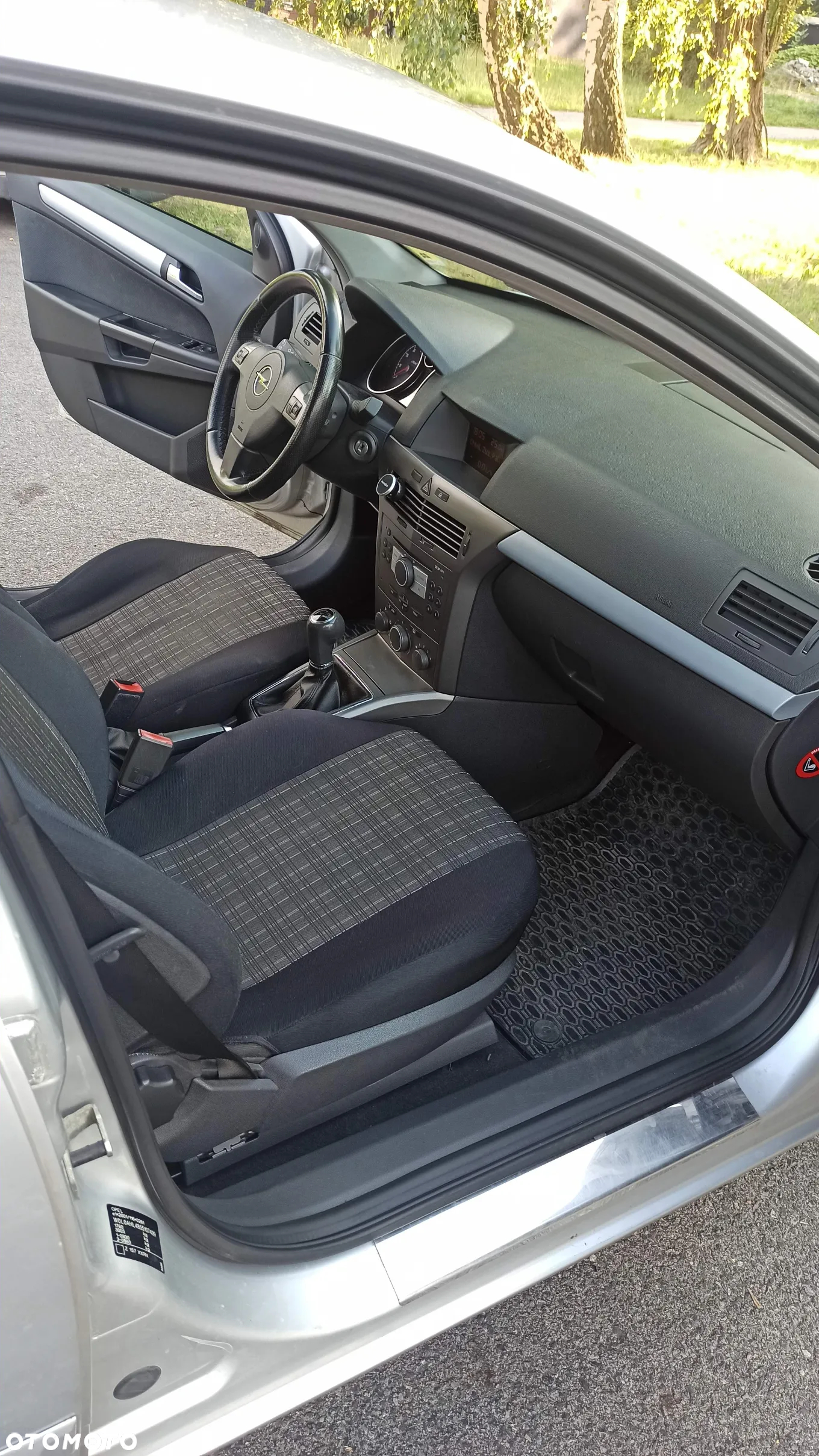 Opel Astra 1.6 - 9