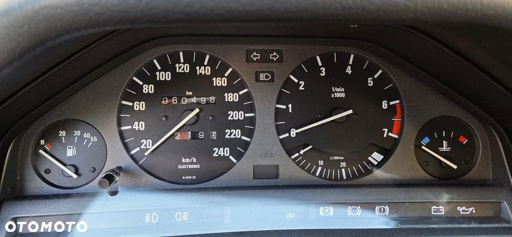 BMW Seria 3 316i - 4