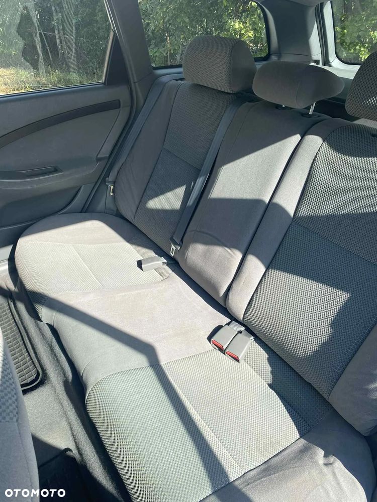 Chevrolet Lacetti - 9