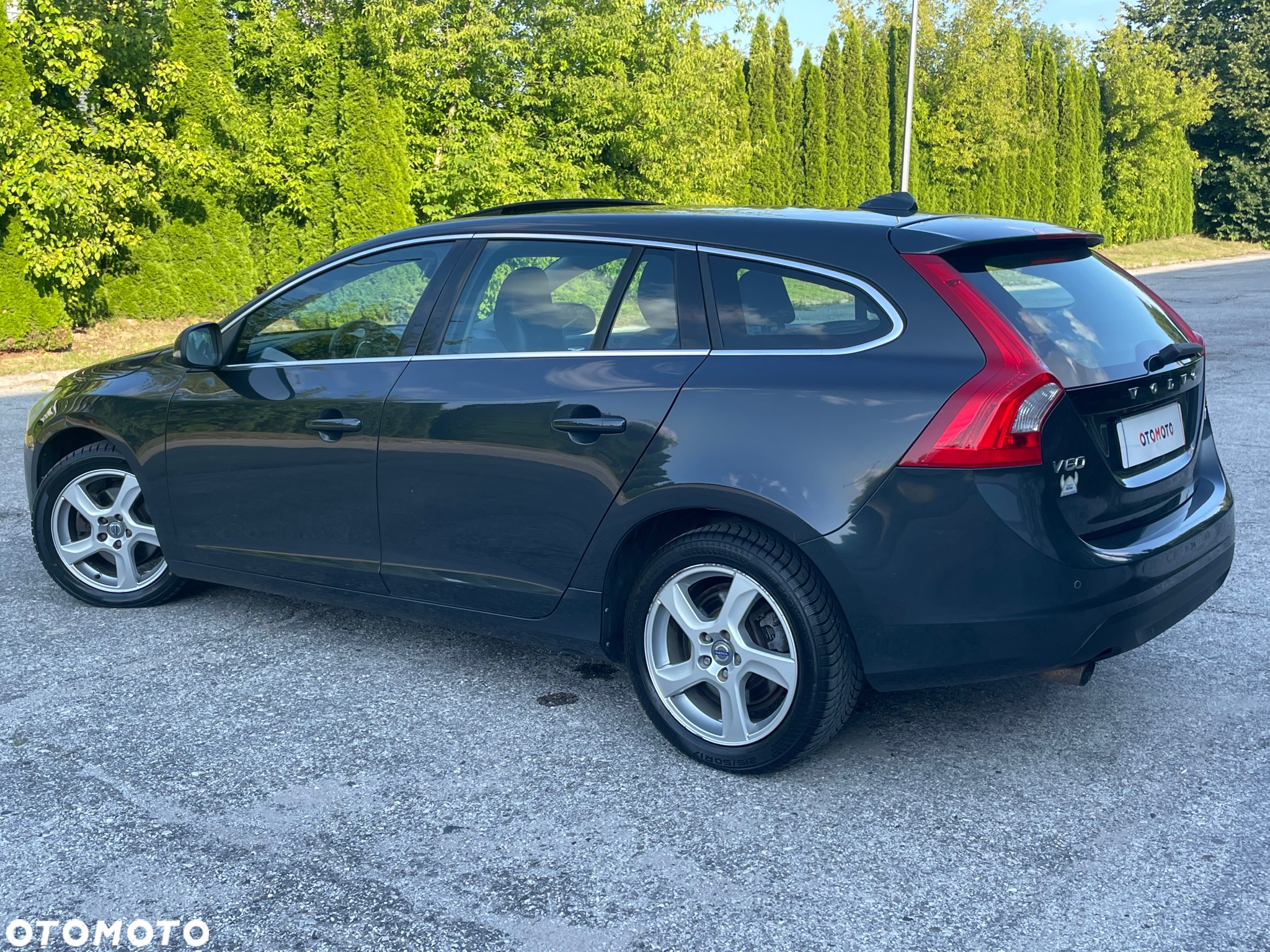 Volvo V60 D3 Geartronic Summum - 4
