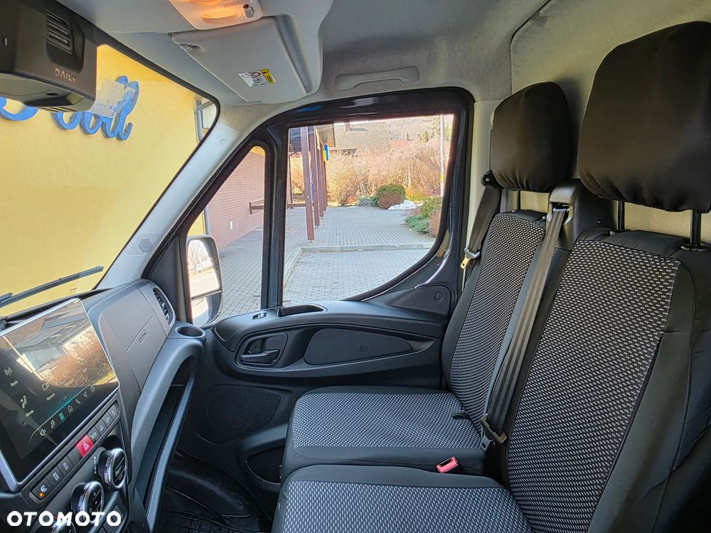 Iveco IVECO DAILY 35S18HA8 V – L3H2 - 26
