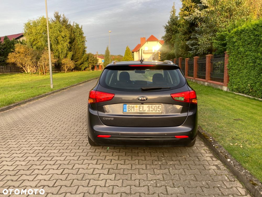 Kia Ceed 1.6 GDI L Business Line - 6
