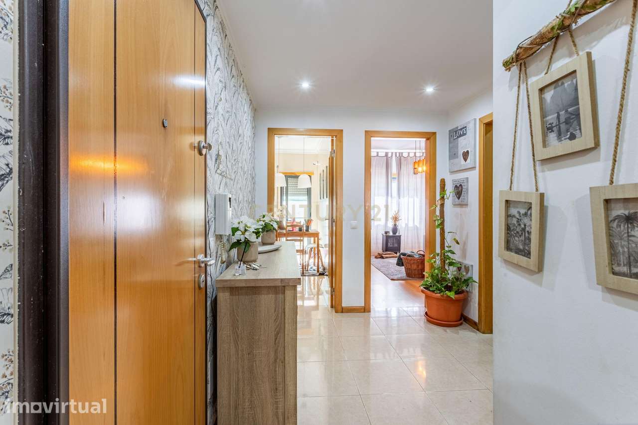 T2 em Setúbal, com boas áreas, terraço,  arrecadação, perto de comérci - Grande imagem: 4/21