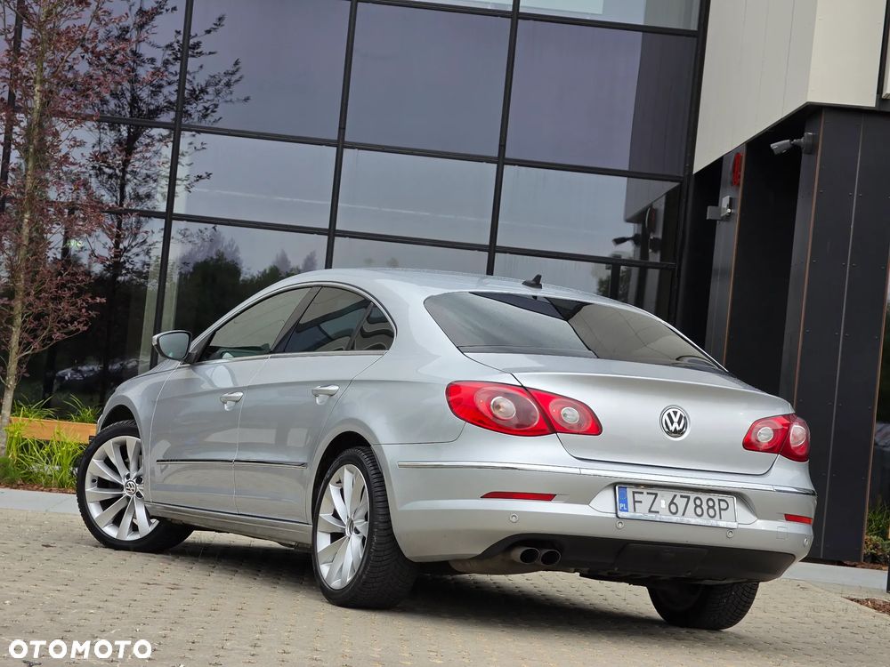 Volkswagen CC - 40
