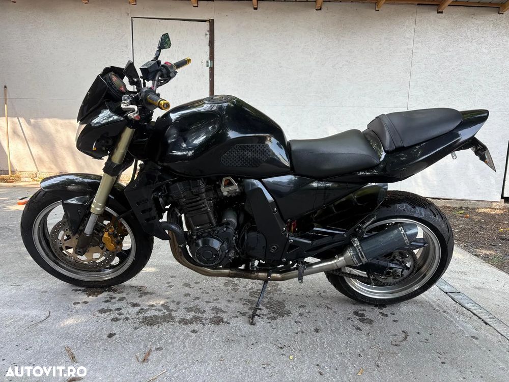 Kawasaki Z 1000R - 6