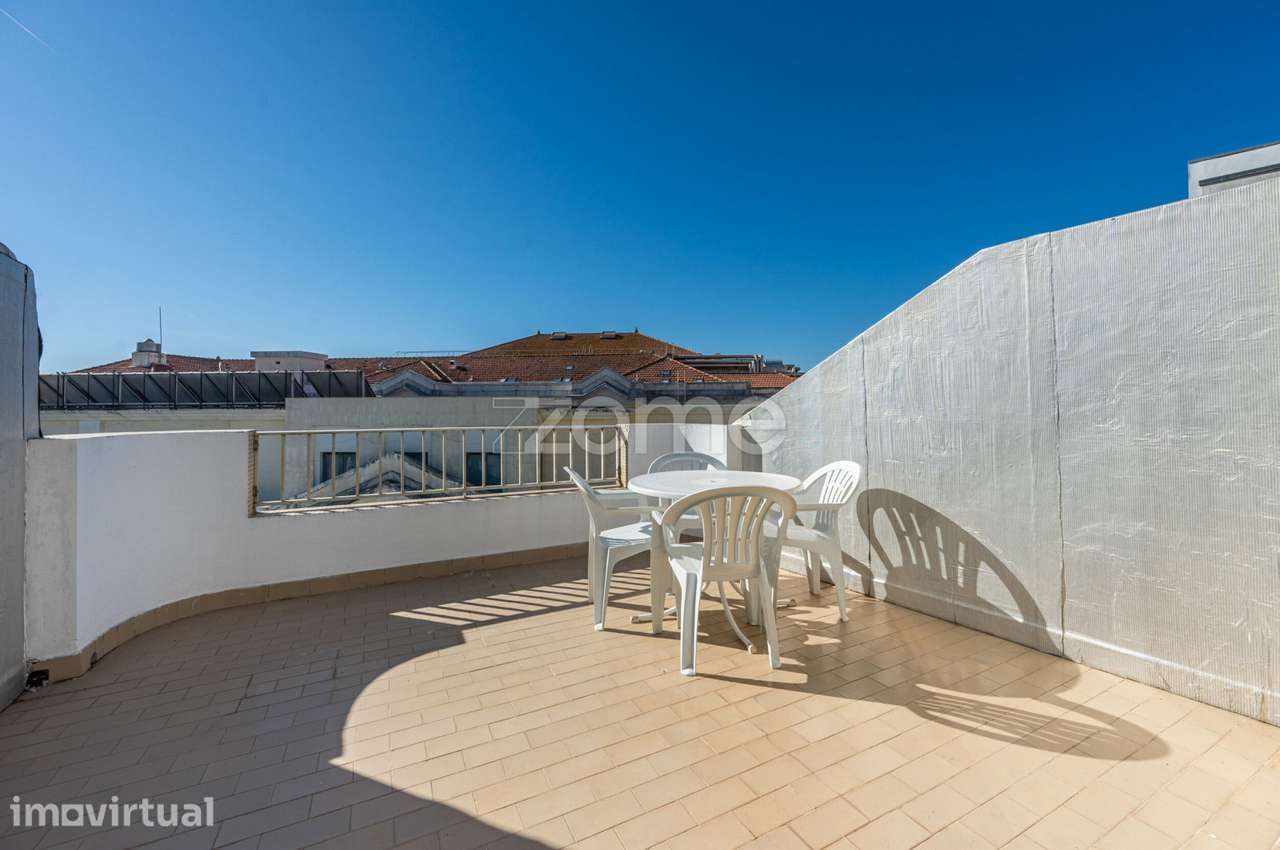 Apartamento T1 junto ao Casino da Póvoa de Varzim - Grande imagem: 4/28