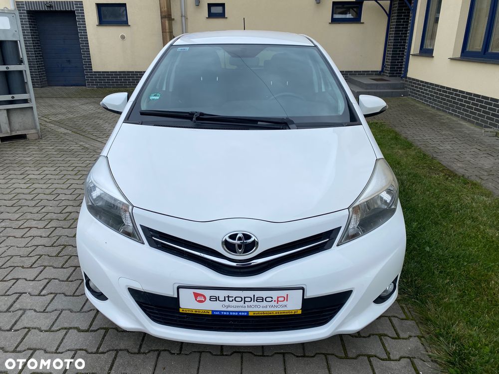 Toyota Yaris 1.33 Premium - 2