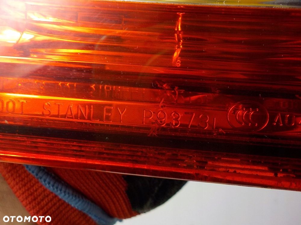 MITSUBISHI ASX LAMPA W KLAPĘ LEWA TYLNA LEWY TYŁ P9373 - 5