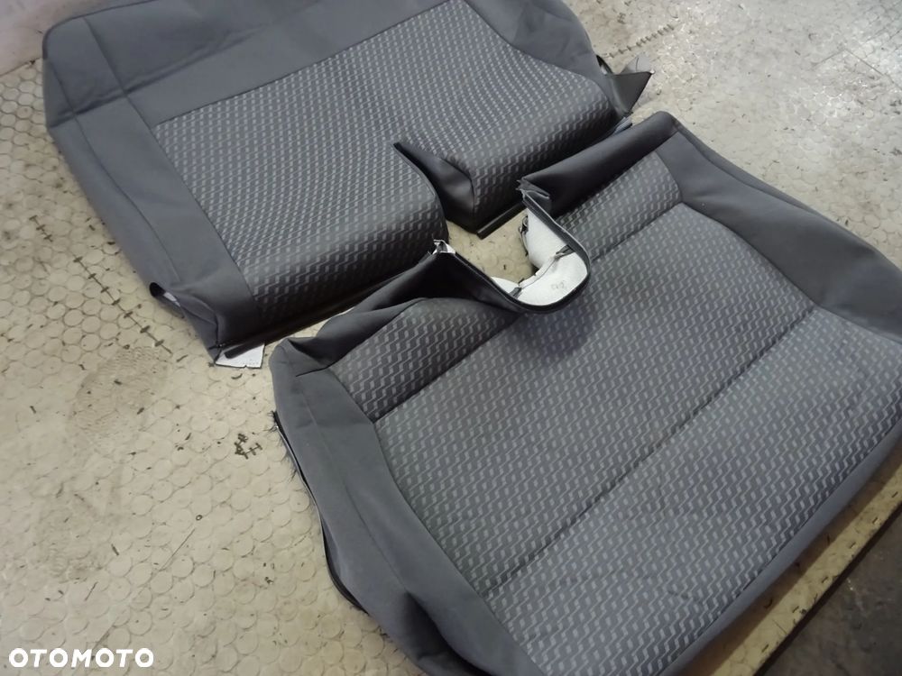 Tassamo Tapicerka pokrowiec dwojka VW T5 LIFT czesci - 4