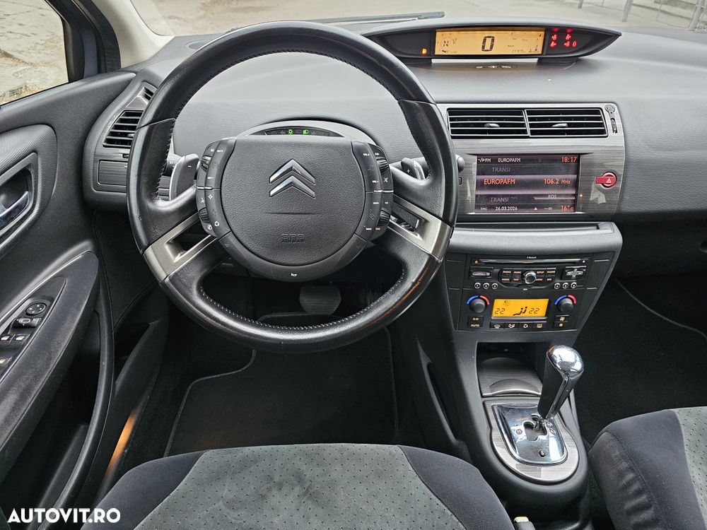 Citroën C4 1.6 HDI FAP EGS6 Exclusive - 7