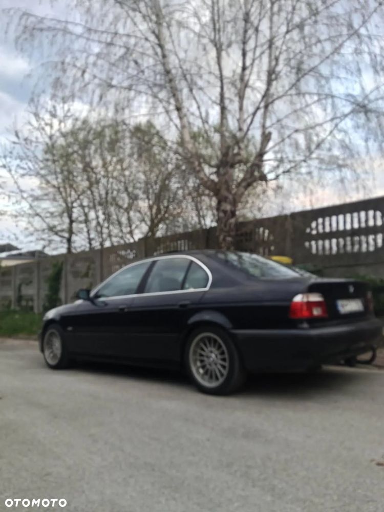 BMW 5