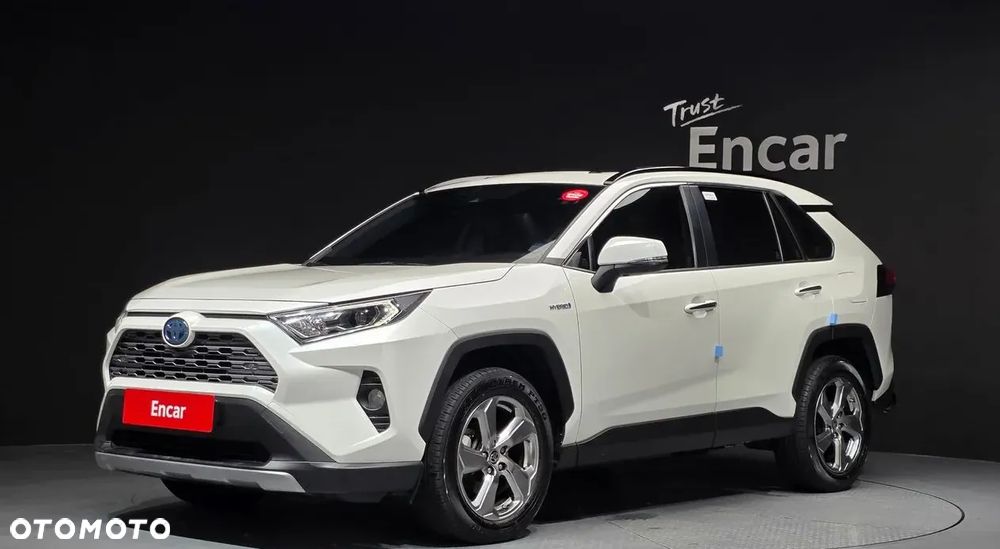 Toyota RAV4 - 1
