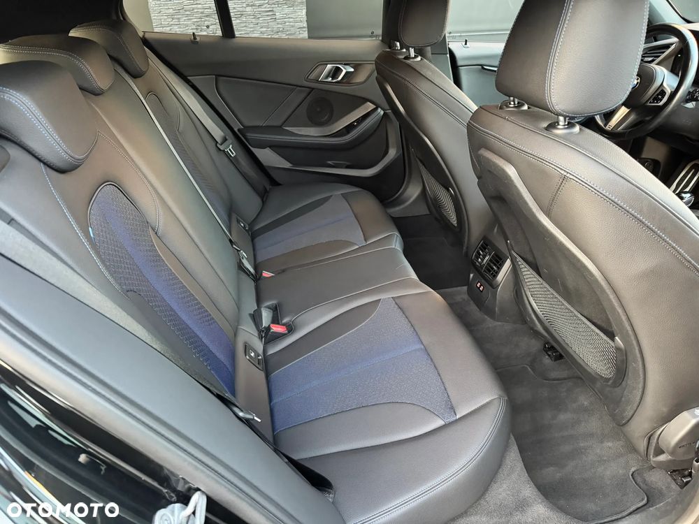 BMW Seria 1 118d M Sport sport - 16