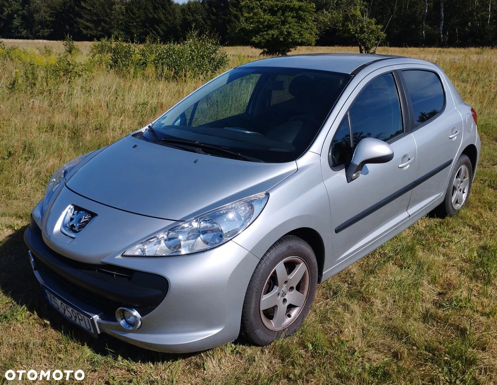 Peugeot 207 1.4 16V Trendy - 1